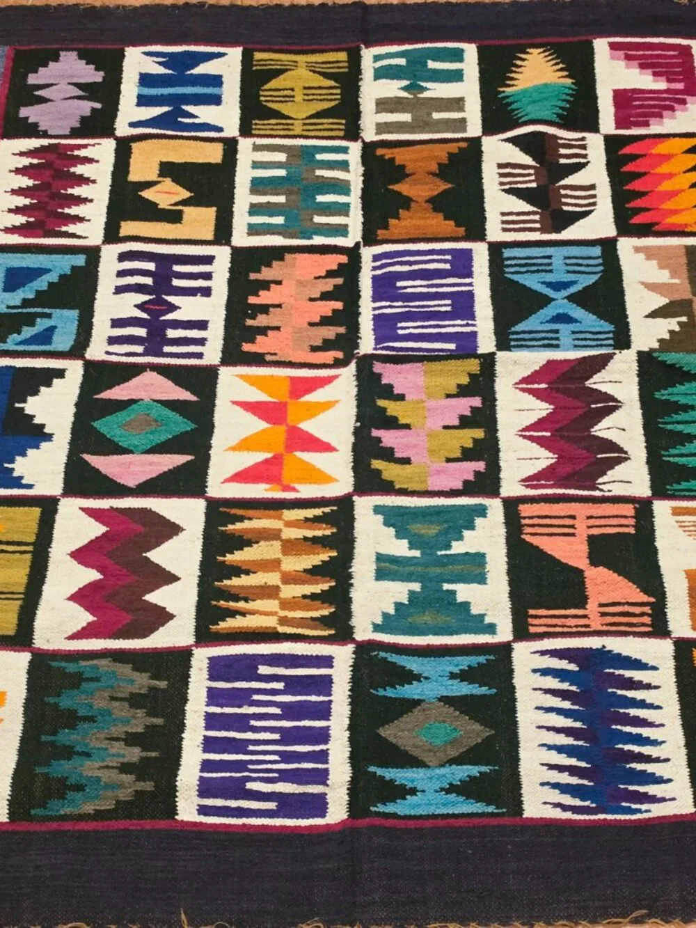 Andean Art Tapestry, Tradition in every pattern, the Andes in every thread.